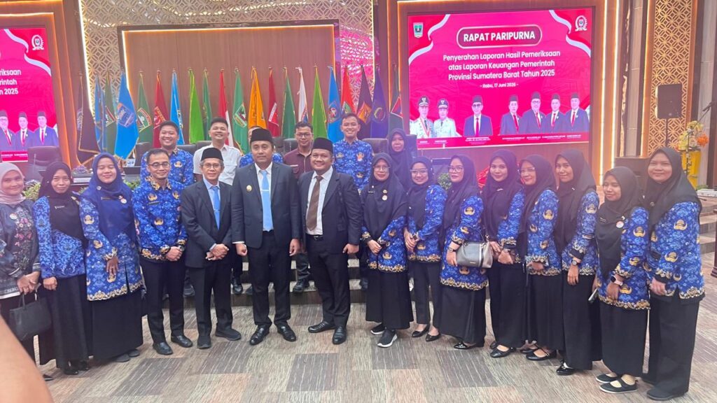 Pemprov Sumbar Raih Opini WTP ke-14 Kali Secara Berturut-turut dari BPK RI 1 WhatsApp Image 2026 06 17 at 14.39.35